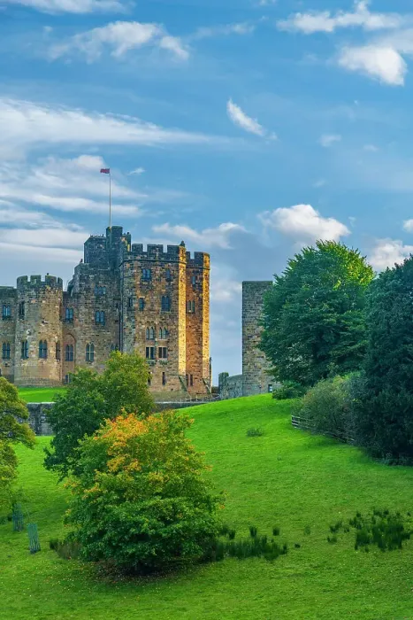 Framed Print : UK, England, Northumberland, Alnwick, Alnwick Castle