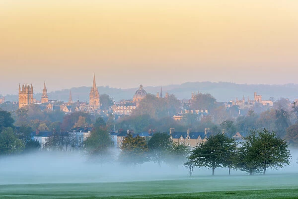 UK, England, Oxfordshire, Oxford, City skyline from South Park