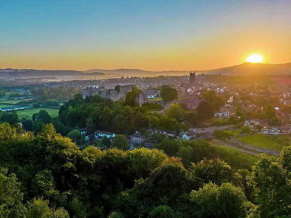 UK, England, Shropshire, Ludlow, Ludlow Castle at sunrise