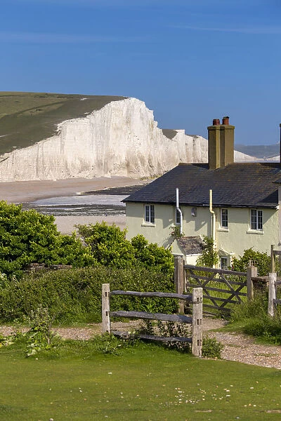 UK, England, South Downs Way, East Sussex, Seven Sisters cliffs, view from Seaford town