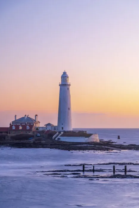 Framed Print : UK, England, Tyne and Wear, North Tyneside, Whitley Bay, St Marys Island, St. Marys Lighthouse at sunrise