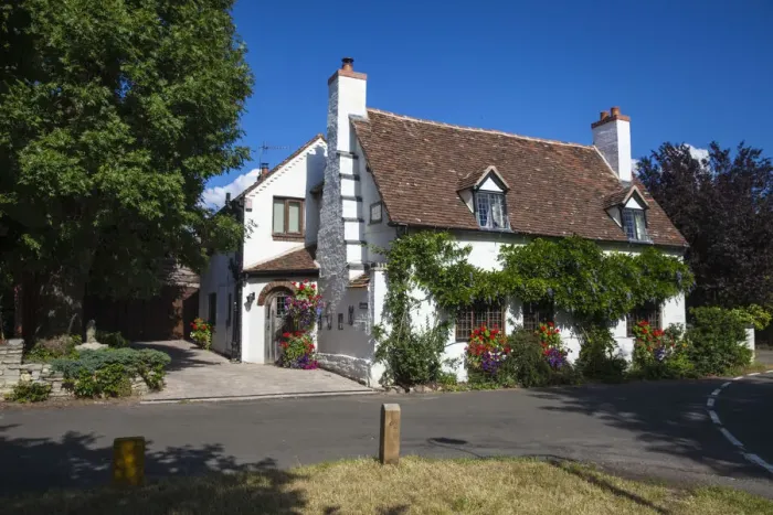 Framed Print : UK, England, Warwickshire, Stratford-upon-Avon, A picturesque house in Shottery Village Framed Print : UK, England, Warwickshire, Stratford-upon-Avon, A picturesque house in Shottery Village