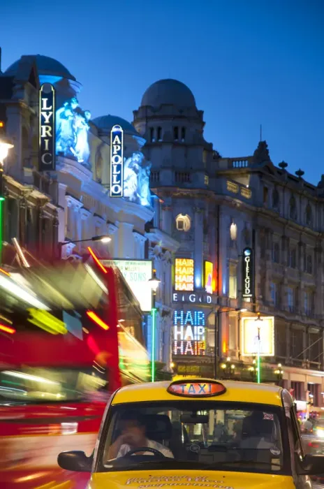 Framed Print : UK, London, Theatreland, Shaftesbury Avenue Framed Print : UK, London, Theatreland, Shaftesbury Avenue