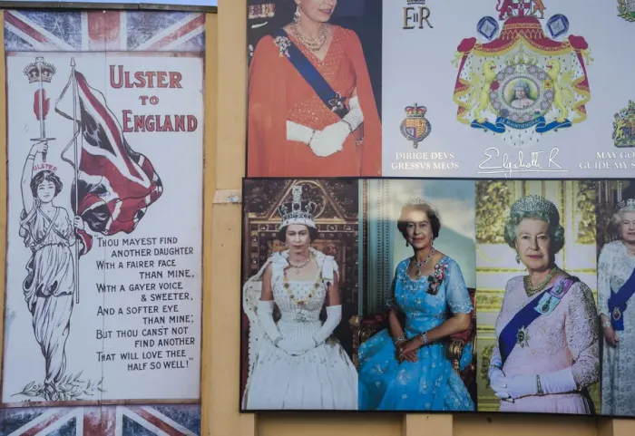 Framed Print : UK, Northern Ireland, Belfast, Falls Road, Unionist pro-British murals along Shankill