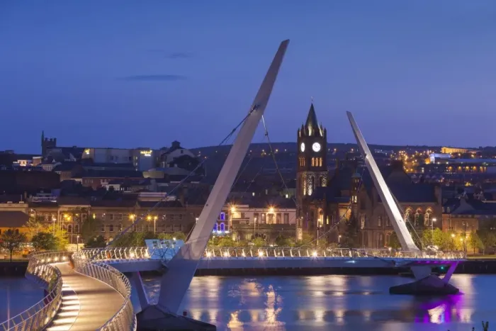 Framed Print : UK, Northern Ireland, County Londonderry, Derry, The Peace Bridge over the River Foyle