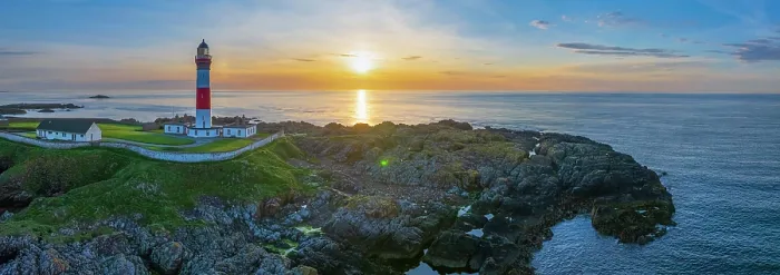 Framed Print : UK, Scotland, Aberdeenshire, Peterhead, Boddam, Buchan Ness Lighthouse Framed Print : UK, Scotland, Aberdeenshire, Peterhead, Boddam, Buchan Ness Lighthouse