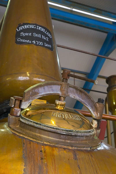 UK, Scotland, Argyll and Bute, Islay, Laphroaig Whisky Distillery, Copper Pot Stills