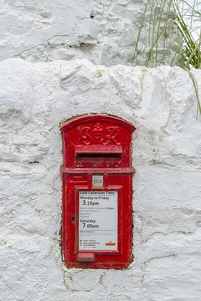 UK, Scotland, Argyll and Bute, Islay, Laphroaig Whisky Distillery, Royal Mail Post Box