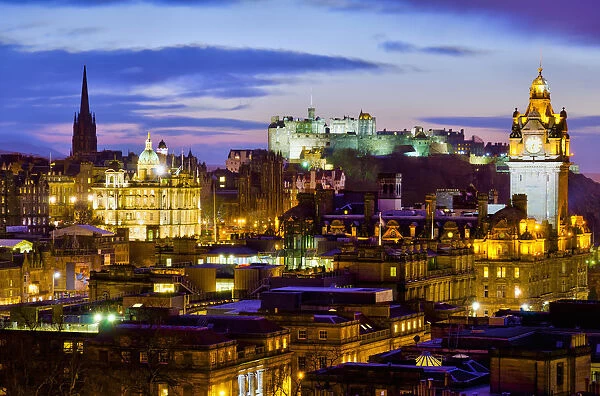 UK, Scotland, Edinburgh, Edinburgh Castle and tower of Balmoral Hotel
