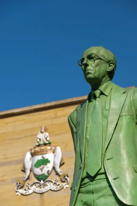 Framed Print : UK, Scotland, Glasgow, Sauchiehall Street, Statue of Donald Dewar outside Glasgow