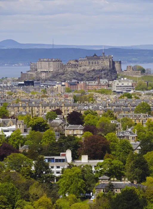 Framed Print : UK, Scotland, Lothian, Edinburgh, City Skyline with the Castle viewed from the Blackford Framed Print : UK, Scotland, Lothian, Edinburgh, City Skyline with the Castle viewed from the Blackford