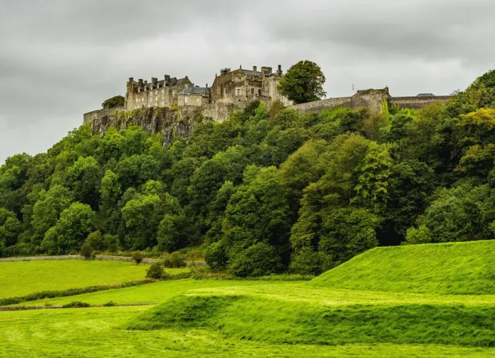 Framed Print : UK, Scotland, Stirling, View over the Kings Knot towards the Stirling Castle Framed Print : UK, Scotland, Stirling, View over the Kings Knot towards the Stirling Castle