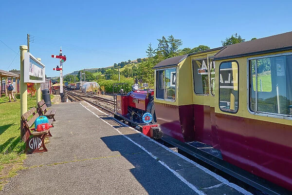 UK, Wales, Gwynedd, Bala Lake, Llanuwchillyn Railway station