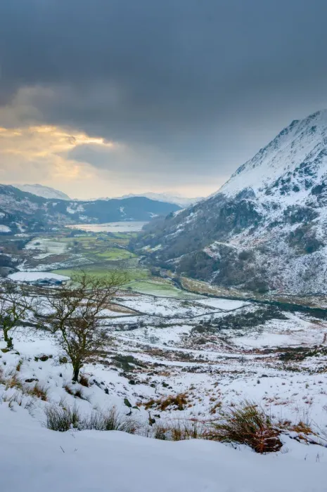 Framed Print : UK, Wales, Gwynedd, Nant Gwynant Valley, Llyn Gwynant Lake Framed Print : UK, Wales, Gwynedd, Nant Gwynant Valley, Llyn Gwynant Lake