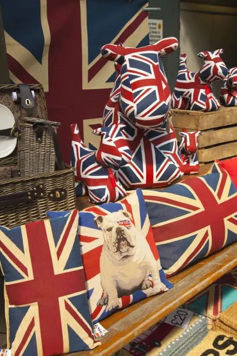 Framed Print : Union Jack souvenirs, London, England, UK Framed Print : Union Jack souvenirs, London, England, UK