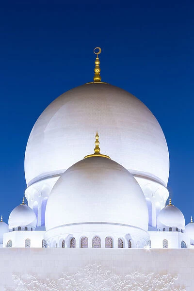 United Arab Emirates, Abu Dhabi. The white marble domes of Sheikh Zayed Grand Mosque