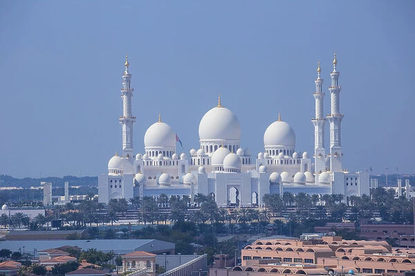 United Arab Emirates, Abu Dhabi, View towards Sheikh Zayed Grand Mosque