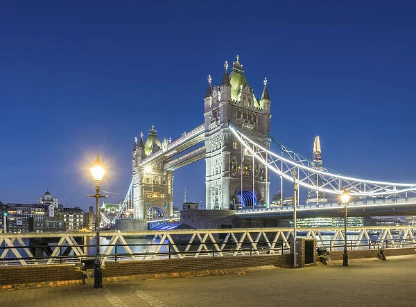 United Kingdom, England, London. Tower Bridge over the River Thames at dawn