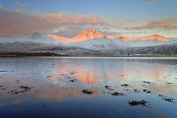 United Kingdom, UK, Scotland, Highlands, Black Cuillin at sunrise