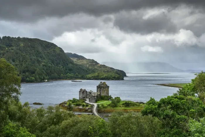 Framed Print : United Kingdon, Scotland, Dornie, Kyle of Lochalsh, Eilean Donan Castle Framed Print : United Kingdon, Scotland, Dornie, Kyle of Lochalsh, Eilean Donan Castle