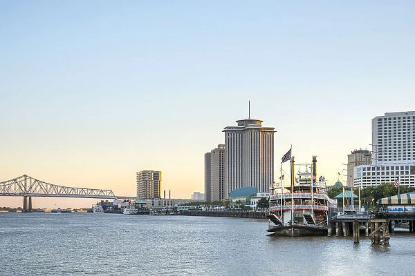 United States, Louisiana, New Orleans. Steamboat Natchez and New Orleans skyline
