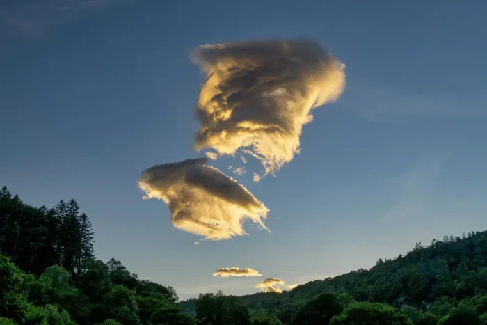 Framed Print : Unusual Clouds at Sunset, Betws-y-Coed, Caernarfonshire, Wales Framed Print : Unusual Clouds at Sunset, Betws-y-Coed, Caernarfonshire, Wales