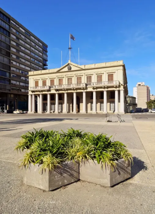 Framed Print : Uruguay, Montevideo, View of the Estevez Palace on the Independence Square Framed Print : Uruguay, Montevideo, View of the Estevez Palace on the Independence Square