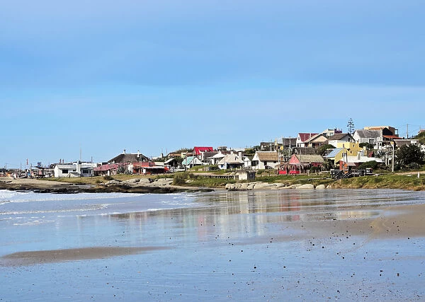 Uruguay, Rocha Department, Punta del Diablo, View over Rivero Beach towards the village