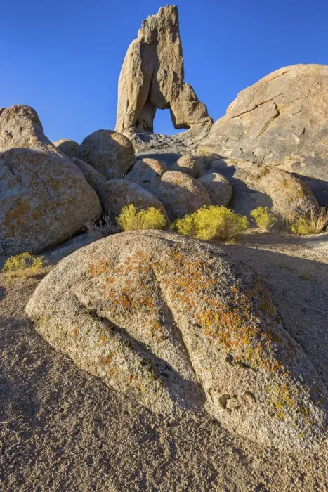 Framed Print : USA, California, Alabama Hills, Boot Arch rock Framed Print : USA, California, Alabama Hills, Boot Arch rock