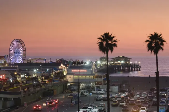 Framed Print : USA, California, Los Angeles, Santa Monica, Santa Monica Pier, dusk Framed Print : USA, California, Los Angeles, Santa Monica, Santa Monica Pier, dusk