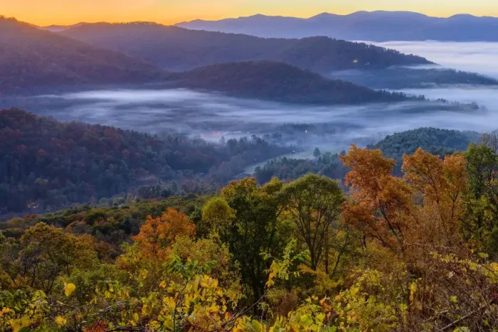 Framed Print : USA, Deep South, North Carolina, Southern Appalachians, Asheville, Blue Ridge Parkway Framed Print : USA, Deep South, North Carolina, Southern Appalachians, Asheville, Blue Ridge Parkway