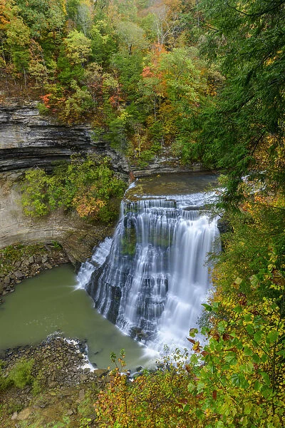 USA, Deep South, Tennessee, The Burgess Falls is a cascade waterfall on the Falling Water