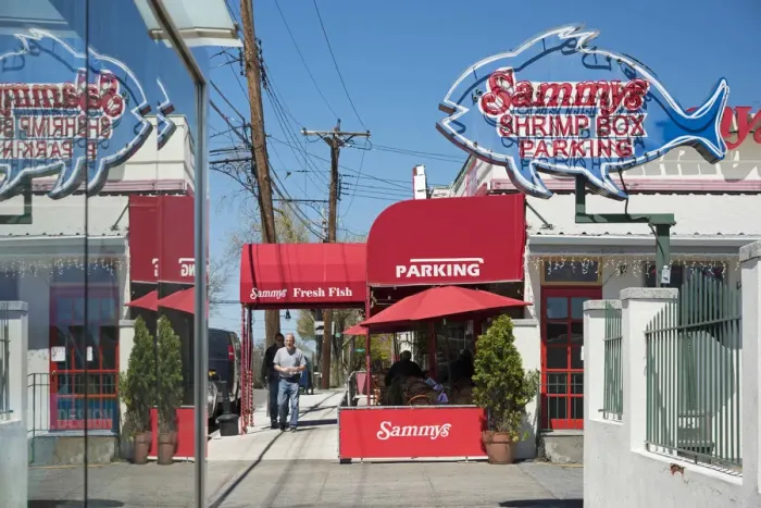 Framed Print : USA, East Coast, New York, Bronx, City Island, Sammys Fish Market restaurant Framed Print : USA, East Coast, New York, Bronx, City Island, Sammys Fish Market restaurant