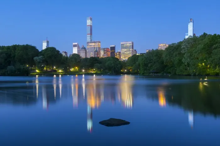Framed Print : USA, East Coast, New York, Manhattan, Upper Westside, Central Park, the lake at dawn Framed Print : USA, East Coast, New York, Manhattan, Upper Westside, Central Park, the lake at dawn