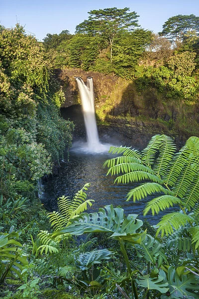 USA, Hawaii, Big Island, Rainbow Falls
