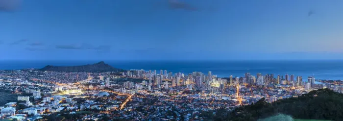Framed Print : USA, Hawaii, Oahu, Honolulu Skyline and Diamond Head Crater Framed Print : USA, Hawaii, Oahu, Honolulu Skyline and Diamond Head Crater