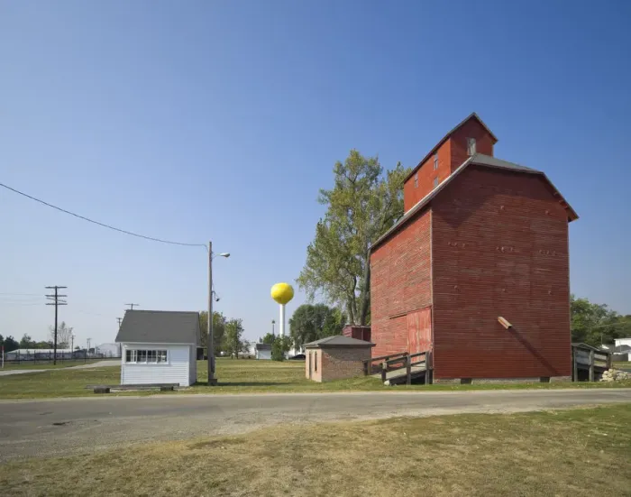 Framed Print : USA, Illinois, Route 66, Atlanta, restored JH Hawes Grain Elevator and water tower