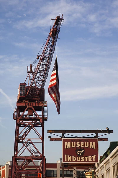 USA, Maryland, Baltimore, Baltimore Museum of Industry, crane