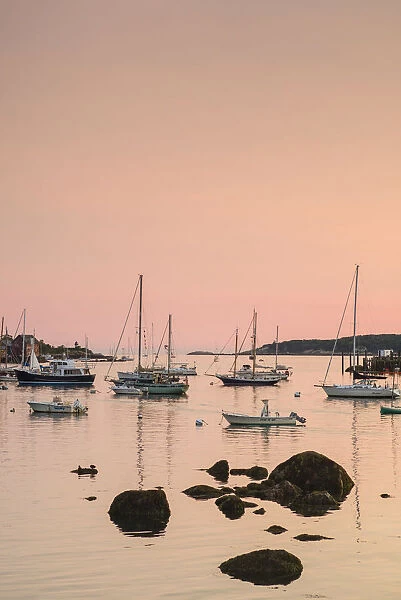 USA, Massachusetts, Cape Ann, Gloucester, Gloucester Harbor, sunset