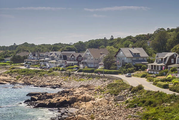 USA, Massachusetts, Cape Ann, Gloucester, beach houses along Atlantic Avenue