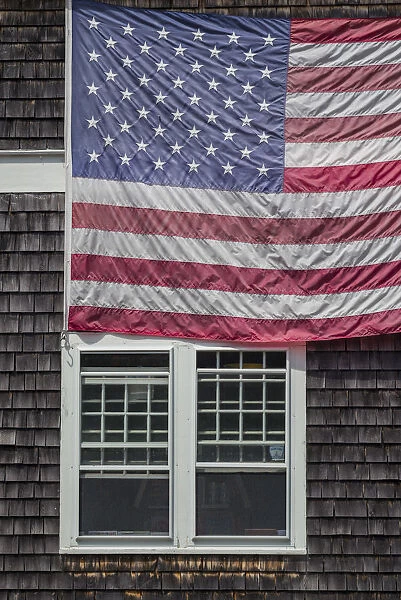 USA, Massachusetts, Cape Cod, Chatham, US flag