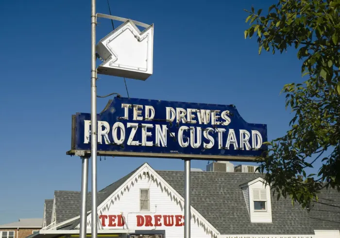 Framed Print : USA, Missouri St. Louis Route 66, Ted Drewes Frozen Custard Framed Print : USA, Missouri St. Louis Route 66, Ted Drewes Frozen Custard