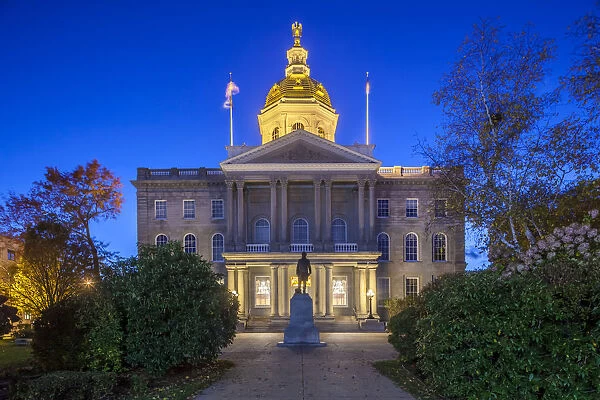 USA, New England, New Hampshire, Concord, New Hampshire State House, dusk