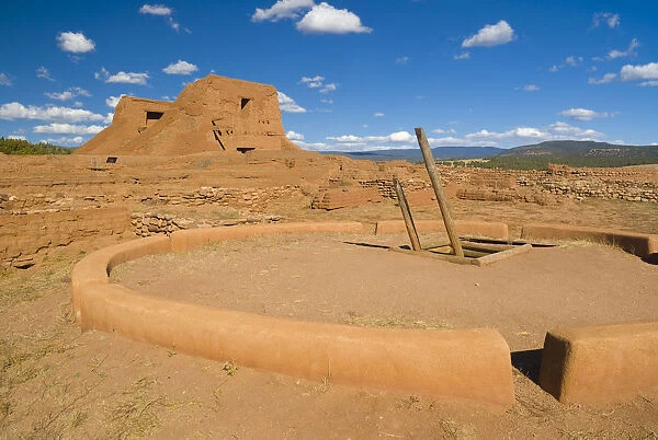 USA, New Mexico, Pecos National Historic Park, abandoned pueblo & Spanish Mission Nuestra Senora de los Angeles de Porciuncula de los Pecos