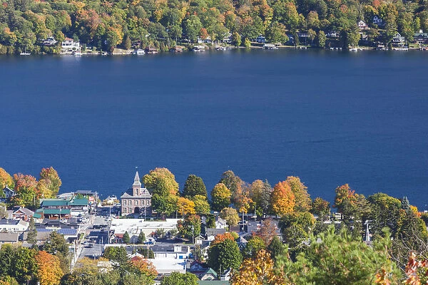 USA, New York, Adirondack Mountains, Lake George, elevated view, autumn