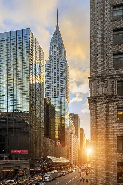 Usa, New York City, 42nd Street and Chrysler Building