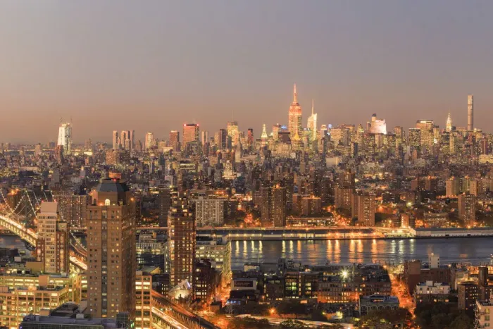 Framed Print : USA, New York City, Manhattan Skyline from Brooklyn Framed Print : USA, New York City, Manhattan Skyline from Brooklyn