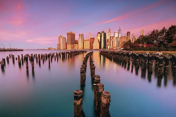 USA, New York City, view of the Financial District with the Granite Prospect old pier in the foreground