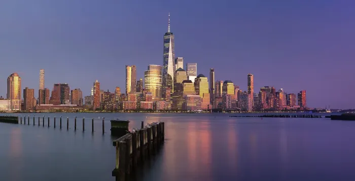 Framed Print : USA, New York City, View of Manhattan with the Freedom tower and the World Trade Center reflecting in the Hudson river Framed Print : USA, New York City, View of Manhattan with the Freedom tower and the World Trade Center reflecting in the Hudson river