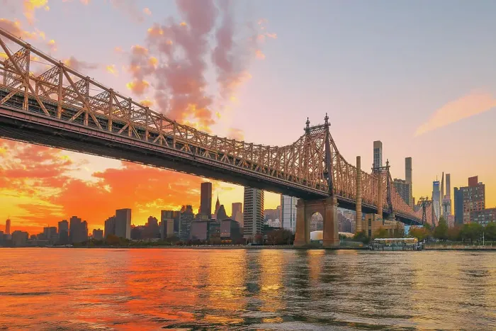Framed Print : USA, New York City, view of the Queensboro bridge and the Roosevelt island Framed Print : USA, New York City, view of the Queensboro bridge and the Roosevelt island